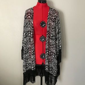 Torrid kimono - like new condition